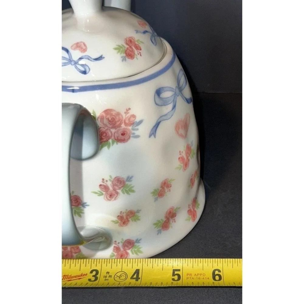 Blue Bows‎ And Pink Roses Teapot And Sugar Pot